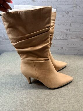 Dream Pairs Slouchy Pointed-Toe Mid-Heel Boots in Tan